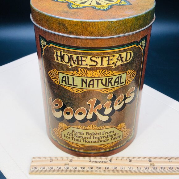 Vintage CHEINCO Homestead All Natural Cookies Tin Jar: 70s Kitchen Decor - Picture 11 of 12
